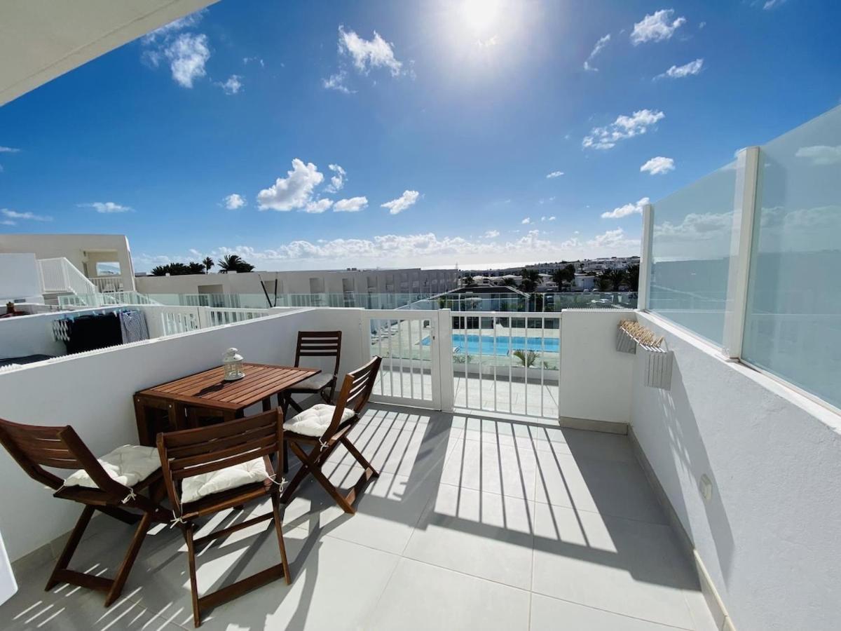 Apartamento Nuevo!!! vista mar terraza y piscina costa teguise Exterior foto